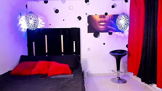 Snapshot of walton_victoria chatting on 03/10/25, 12:18 walton victoria online show from 03/10/25, 12:18