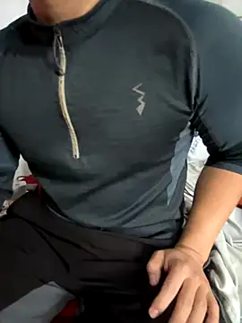 Snapshot of alburt_1996 chatting on 11/01/25, 03:41 alburt 1996 online show from 11/01/25, 03:41