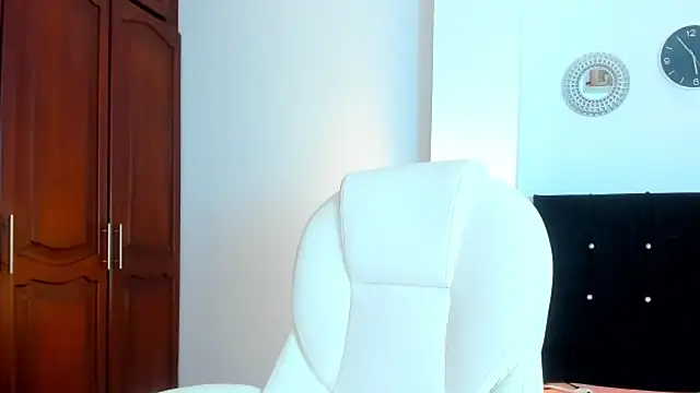 kathyajhonss online show from 07/13/26, 10:56