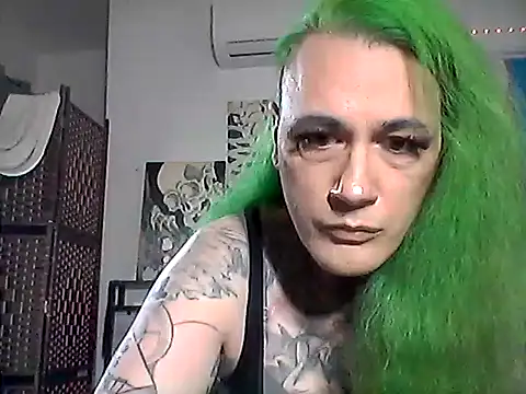 Snapshot of yourtransmanfantasy chatting on 03/02/25, 12:09 yourtransmanfantasy online show from 03/02/25, 12:09