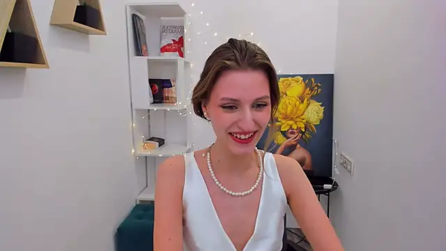Snapshot of NaturalBeaty chatting on 02/22/25, 09:34 NaturalBeaty online show from 02/22/25, 09:34