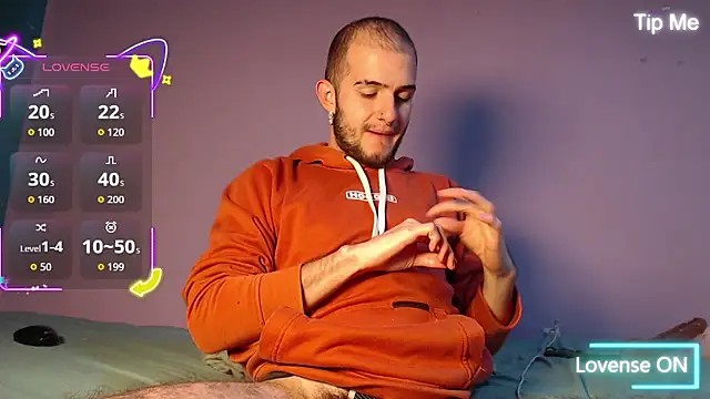 Dante Bear  online show from 10/29/25, 02:14