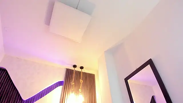 laurin clauz  online show from 12/05/24, 03:39