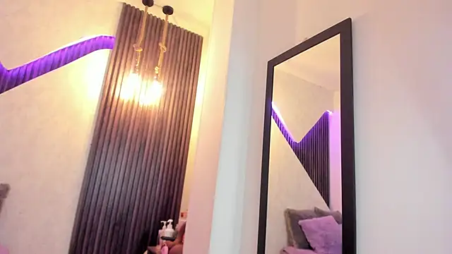 laurin clauz  online show from 03/03/25, 06:33