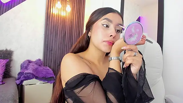 laurin clauz  online show from 09/09/25, 05:23