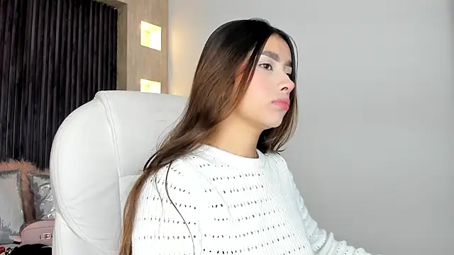 laurin clauz  online show from 10/20/25, 03:45