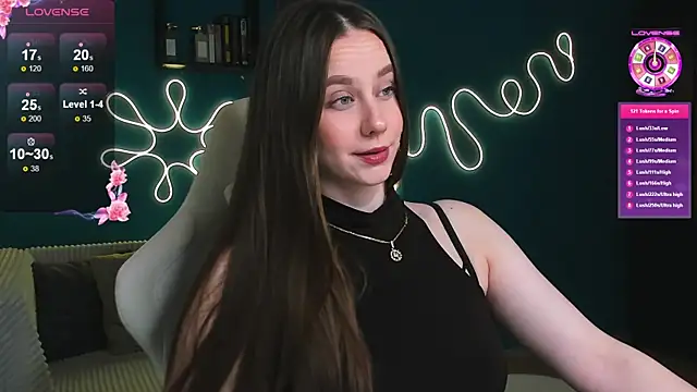 Snapshot of katie_taylorr chatting on 10/11/25, 10:52 katie taylorr online show from 10/11/25, 10:52