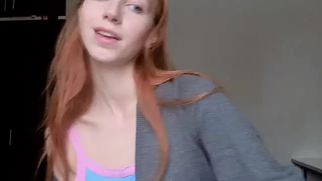 Snapshot of Mary_Av chatting on 03/17/25, 11:31 Mary Av online show from 03/17/25, 11:31