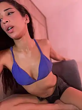 Nicole cute1 online show from 05/17/26, 08:16