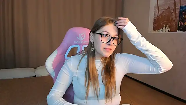 Snapshot of Colleen_Blake chatting on 09/29/25, 04:01 Colleen Blake online show from 09/29/25, 04:01