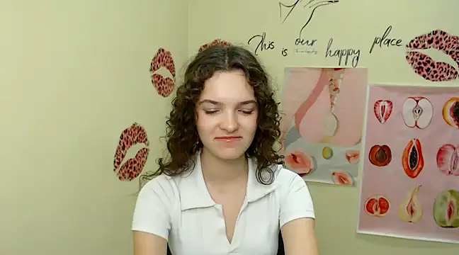  SusieSu  online show from 12/07/24, 02:31