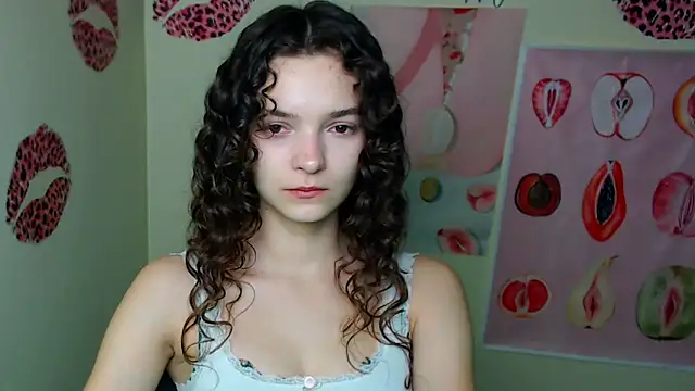 Snapshot of _SusieSu_ chatting on 11/29/25, 06:16 SusieSu online show from 11/29/25, 06:16