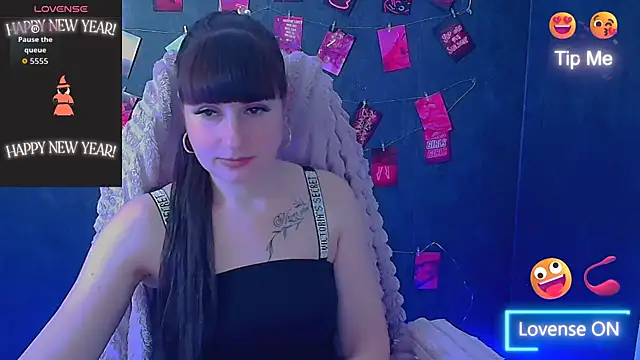 Snapshot of Violla_My chatting on 04/26/26, 12:25 Violla My online show from 04/26/26, 12:25