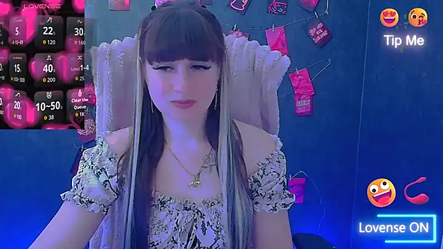 Snapshot of Violla_My chatting on 05/10/26, 05:45 Violla My online show from 05/10/26, 05:45