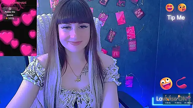 Snapshot of Violla_My chatting on 05/20/26, 05:41 Violla My online show from 05/20/26, 05:41