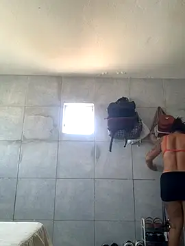 Snapshot of Gabrielleof chatting on 11/13/25, 12:48 Gabrielleof online show from 11/13/25, 12:48