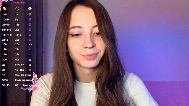 Snapshot of EvaBradley chatting on 09/27/25, 06:24 EvaBradley online show from 09/27/25, 06:24