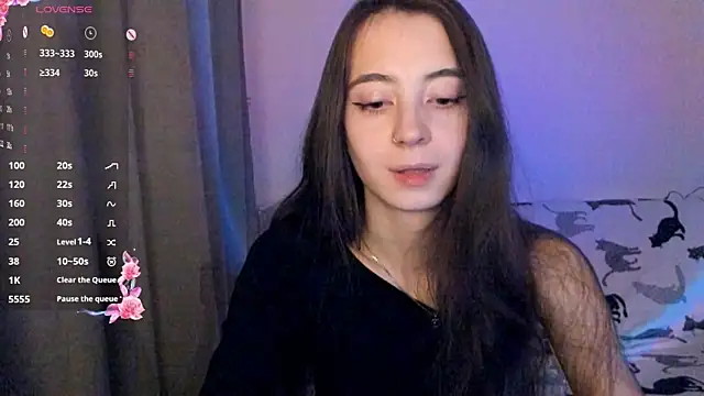 Snapshot of EvaBradley chatting on 11/27/25, 07:16 EvaBradley online show from 11/27/25, 07:16