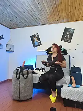 keila j online show from 07/25/26, 10:57
