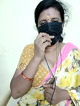 Snapshot of akshara_22 chatting on 12/12/24, 07:48 akshara 22 online show from 12/12/24, 07:48