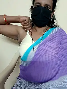 Snapshot of akshara_22 chatting on 12/26/24, 02:48 akshara 22 online show from 12/26/24, 02:48