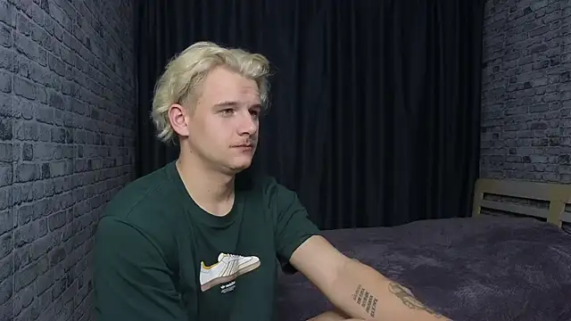 koosssttyaa online show from 12/16/24, 12:06