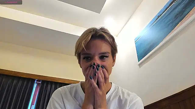 Snapshot of Sailor_m000 chatting on 12/28/24, 05:44 Sailor m000 online show from 12/28/24, 05:44