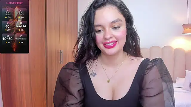 Bella-hadiid online show from 02/06/25, 05:51