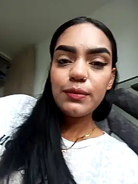 Snapshot of Sara-77 chatting on 09/12/25, 04:18 Sara-77 online show from 09/12/25, 04:18