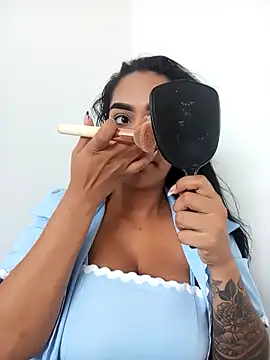 Snapshot of Sara-77 chatting on 10/07/25, 04:04 Sara-77 online show from 10/07/25, 04:04