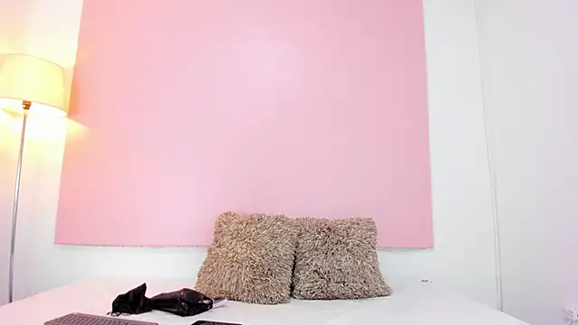 Snapshot of andyylove_jk chatting on 11/18/25, 12:31 andyylove jk online show from 11/18/25, 12:31