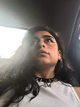 Snapshot of Lila_Desiree chatting on 11/11/25, 09:26 Lila Desiree online show from 11/11/25, 09:26