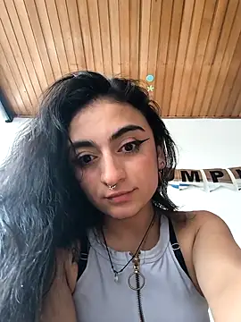 Snapshot of Lila_Desiree chatting on 12/13/25, 07:53 Lila Desiree online show from 12/13/25, 07:53