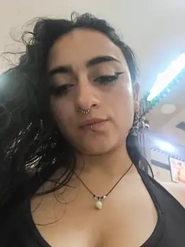 Lila Desiree online show from 05/18/26, 11:32