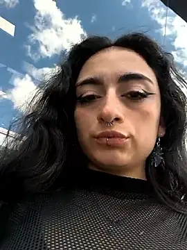 Lila Desiree online show from 05/23/26, 04:11