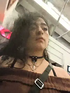 Lila Desiree online show from 05/27/26, 01:57