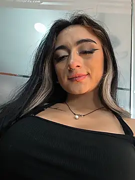 Lila Desiree online show from 07/28/26, 08:52