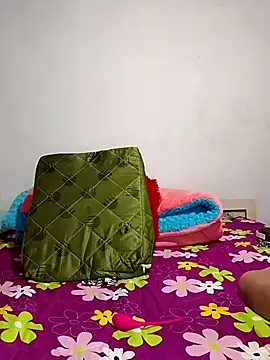ScarletthJhonson- online show from 01/04/25, 05:27