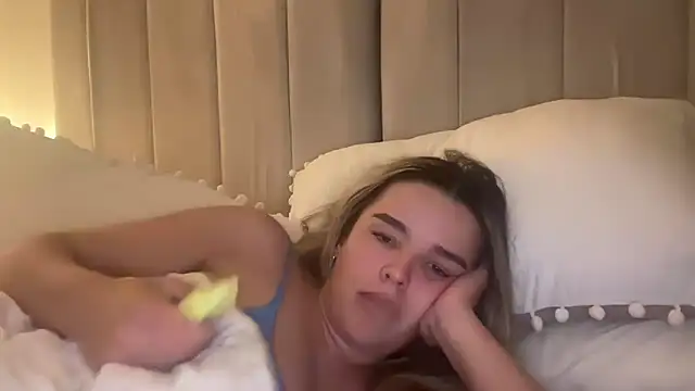 maisiesmithx online show from 06/19/26, 01:54