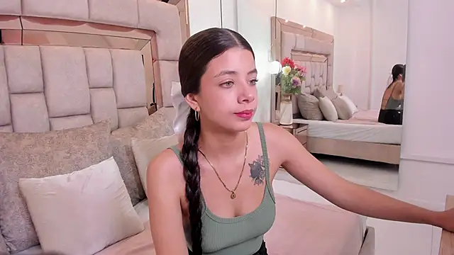 Snapshot of coraltaylor chatting on 10/11/25, 03:10 coraltaylor online show from 10/11/25, 03:10