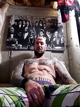 Beardedtattood online show from 12/28/24, 02:42