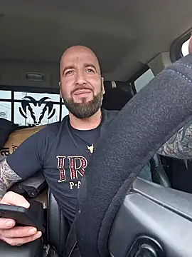 Beardedtattood online show from 01/03/25, 06:24