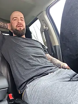 Beardedtattood online show from 01/10/25, 06:49