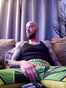 Beardedtattood online show from 01/22/25, 03:31