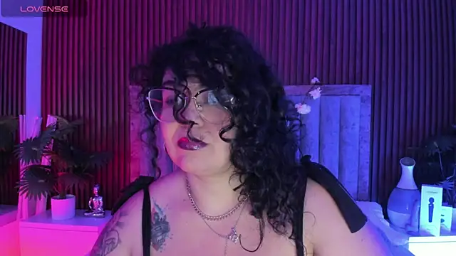 Reginavegaa online show from 01/11/25, 11:34