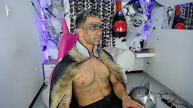 Snapshot of Leonard_Price chatting on 11/01/25, 01:51 Leonard Price online show from 11/01/25, 01:51