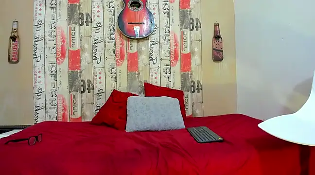 zhamira 21 online show from 12/07/24, 04:42
