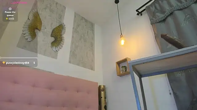 zhamira 21 online show from 10/11/25, 09:24