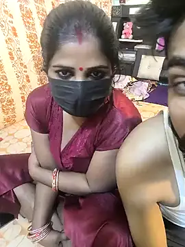 Snapshot of Indian_Lust_Couple chatting on 12/24/24, 10:17 Indian Lust Couple online show from 12/24/24, 10:17