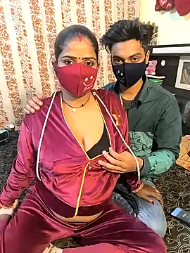 Snapshot of Indian_Lust_Couple chatting on 01/09/25, 06:57 Indian Lust Couple online show from 01/09/25, 06:57